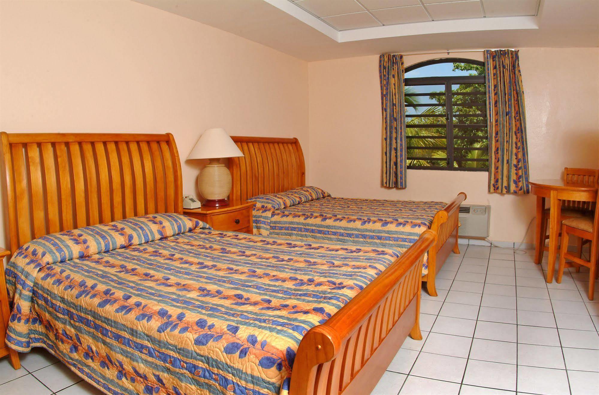 Fajardo Inn Extérieur photo